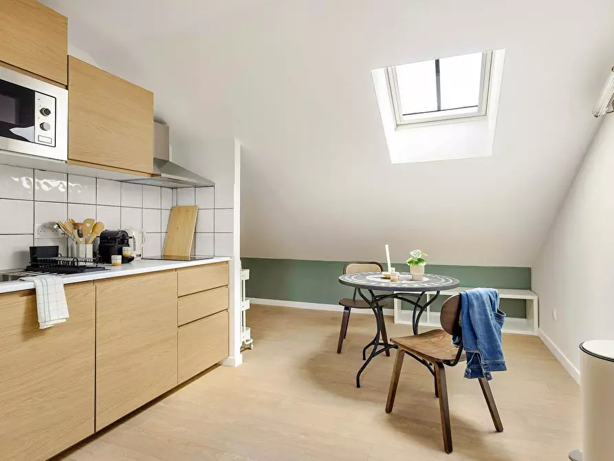 Immagine 4 di Appartamento in affitto  in Place Sadi-Carnot a Marseille 02