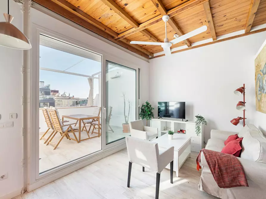 Immagine 1 di Appartamento in affitto  in Calle de Juan Bravo a Madrid