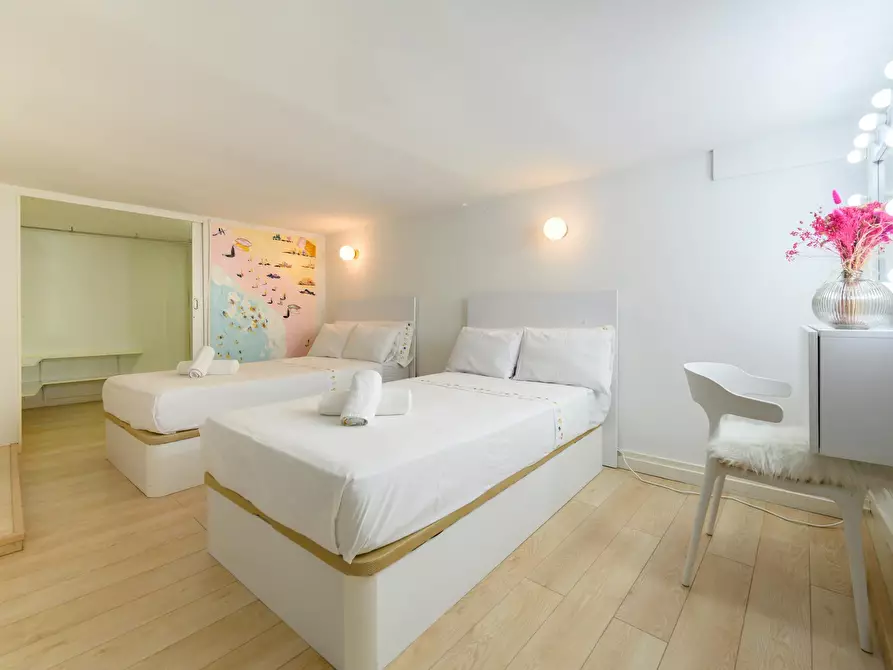 Immagine 4 di Appartamento in affitto  in Calle de Hortaleza a Madrid