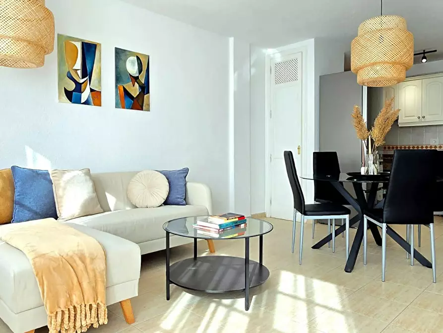 Immagine 2 di Appartamento in affitto  in Calle Rodeo a Playa De Los Cristianos