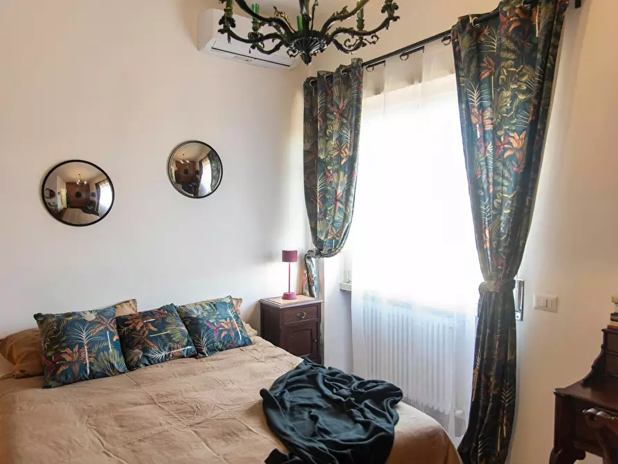 Immagine 2 di Camera in affitto  in Via Mario Musco a Roma