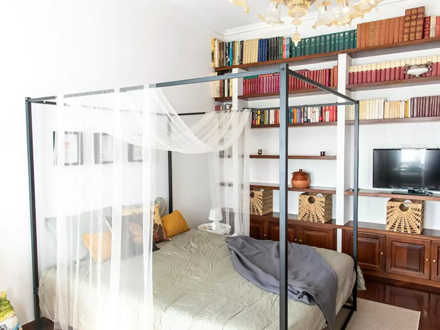 Immagine 2 di Camera in affitto  in Via Mario Musco a Roma