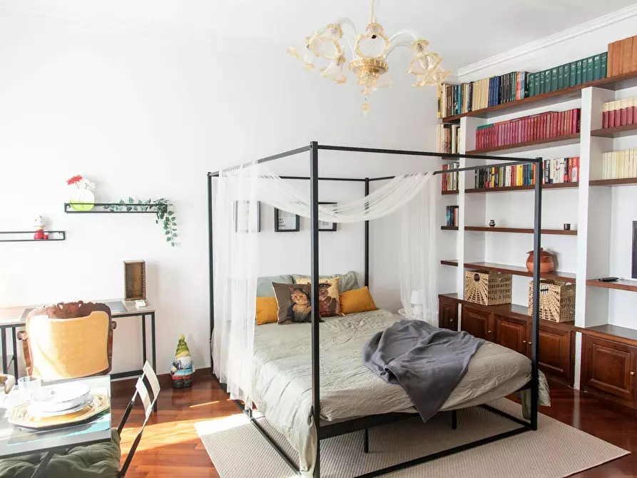 Immagine 9 di Camera in affitto  in Via Mario Musco a Roma