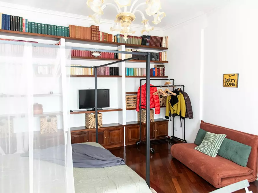 Immagine 5 di Camera in affitto  in Via Mario Musco a Roma