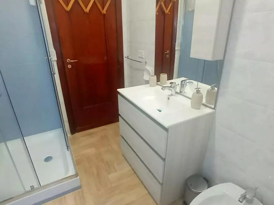 Immagine 2 di Camera in affitto  in Via Marco Aurelio Severino a Napoli