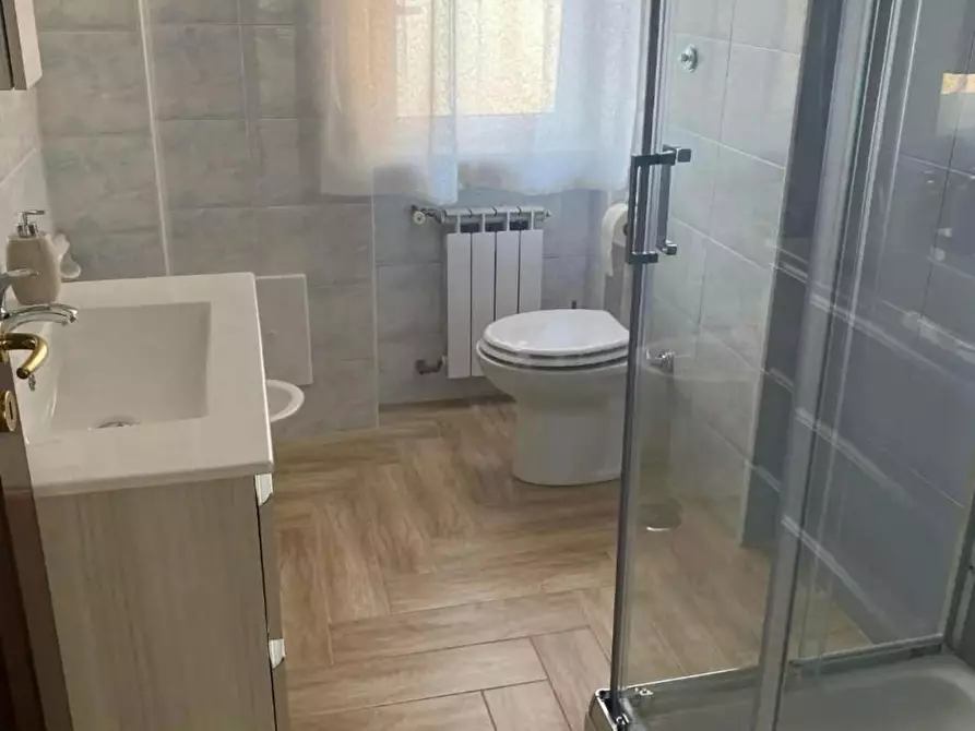 Immagine 3 di Camera in affitto  in Via Marco Aurelio Severino a Napoli