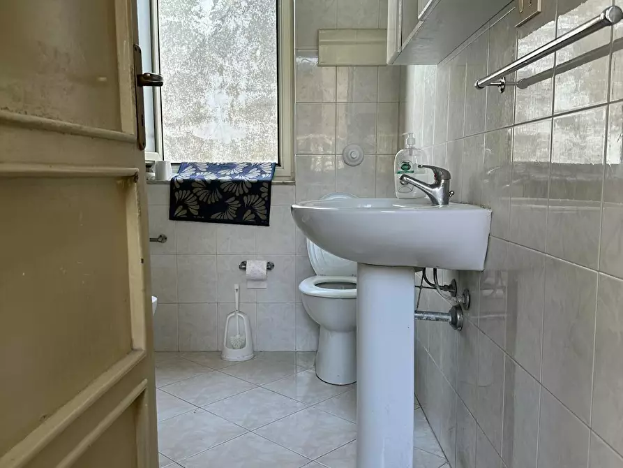 Immagine 5 di Camera in affitto  in Via Paolo Emiliani Giudici a Palermo