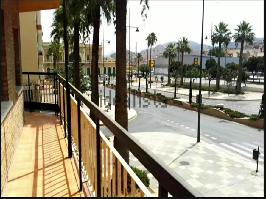 Immagine 1 di Camera in affitto  in Calle Lope de Rueda a Cartagena