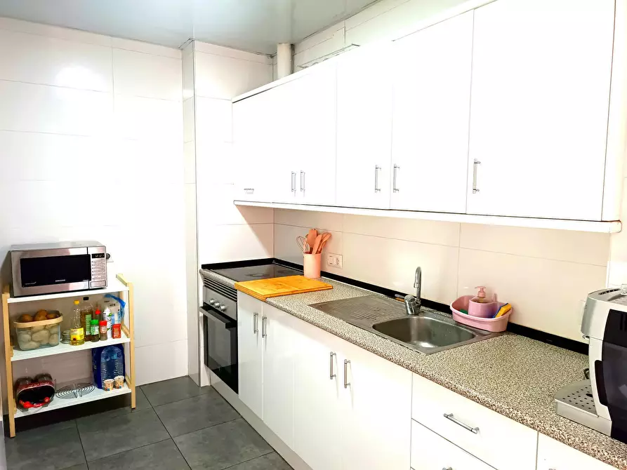 Immagine 6 di Camera in affitto  in Calle Lope de Rueda a Cartagena