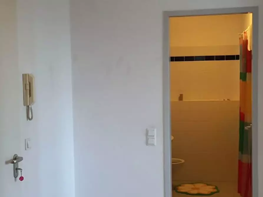 Immagine 10 di Camera in affitto  in Ahrensdorfer Straße a Berlin