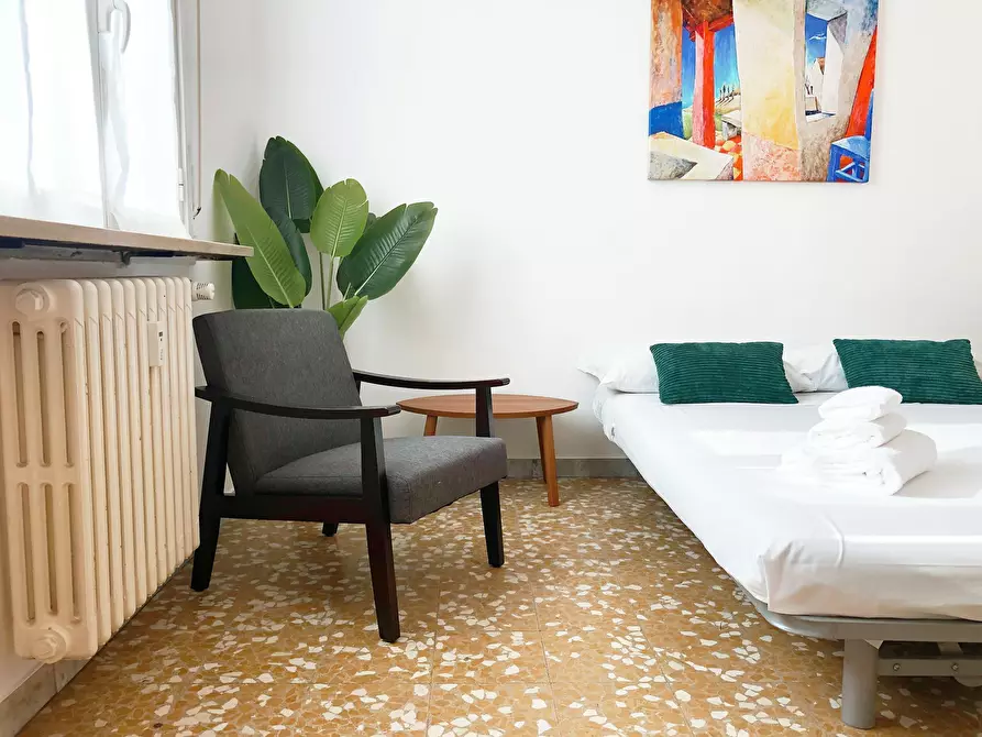 Immagine 3 di Camera in affitto  in Via Rembrandt a Milano