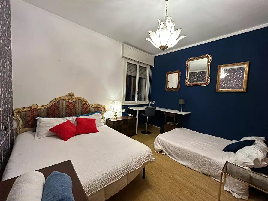 Immagine 10 di Camera in affitto  in Via degli Orti a Bologna