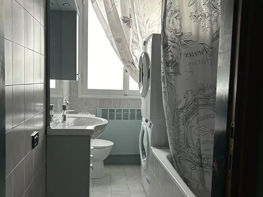 Immagine 9 di Camera in affitto  in Via degli Orti a Bologna