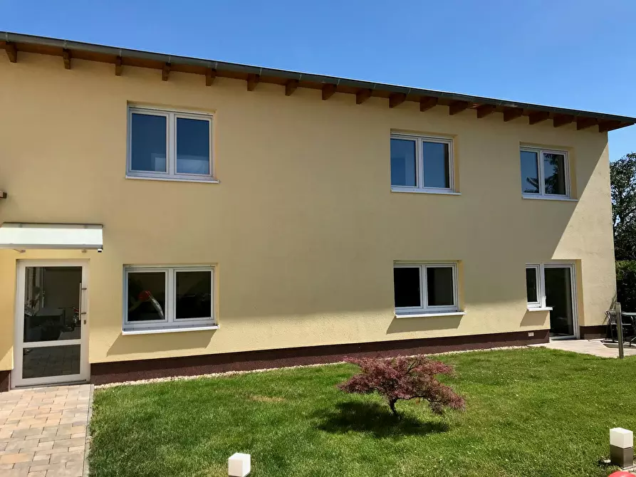 Immagine 1 di Casa indipendente in affitto  in Regensburger Straße a Halle