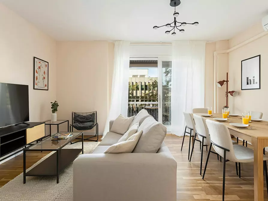 Immagine 4 di Camera in affitto  in Carrer d'Entença a Barcelona