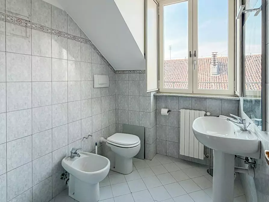 Immagine 7 di Appartamento in affitto  in Via Massena a Torino