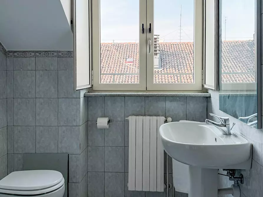 Immagine 6 di Appartamento in affitto  in Via Massena a Torino