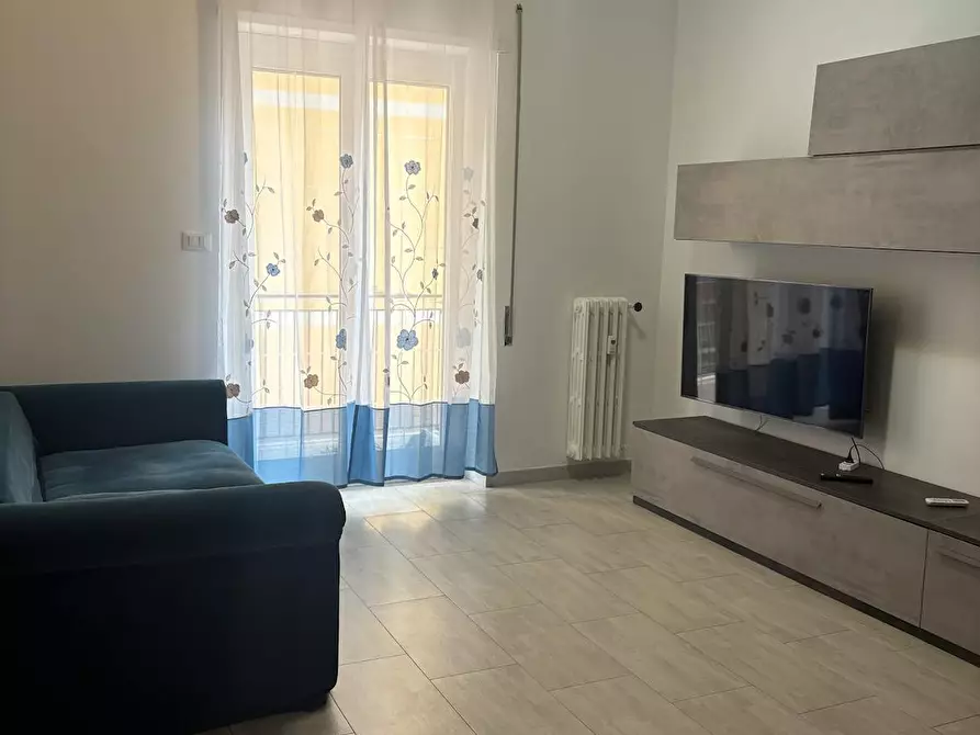 Immagine 1 di Appartamento in affitto  in Via Enrico Fermi a Roma