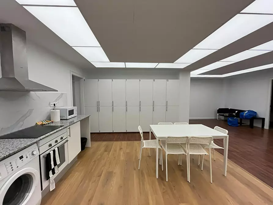 Immagine 10 di Camera in affitto  in Passeig de Sant Joan a Barcelona