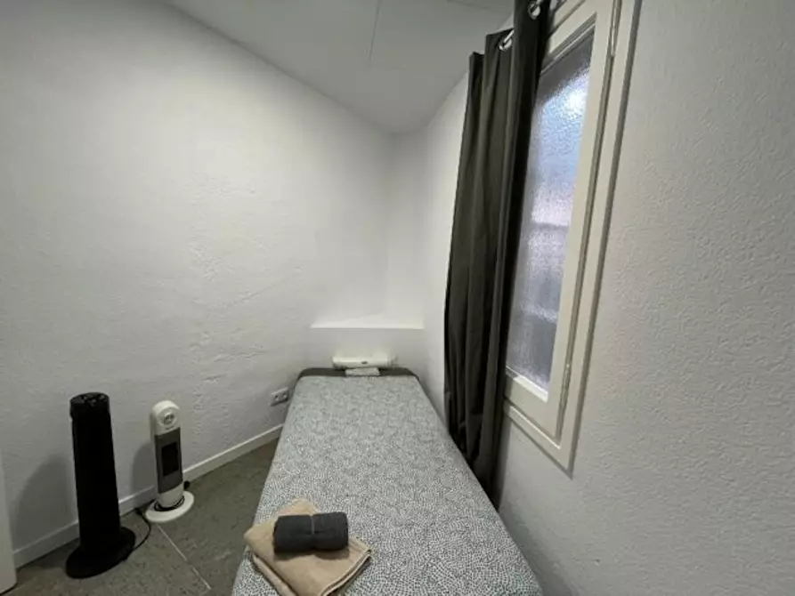 Immagine 5 di Camera in affitto  in Passeig de Sant Joan a Barcelona