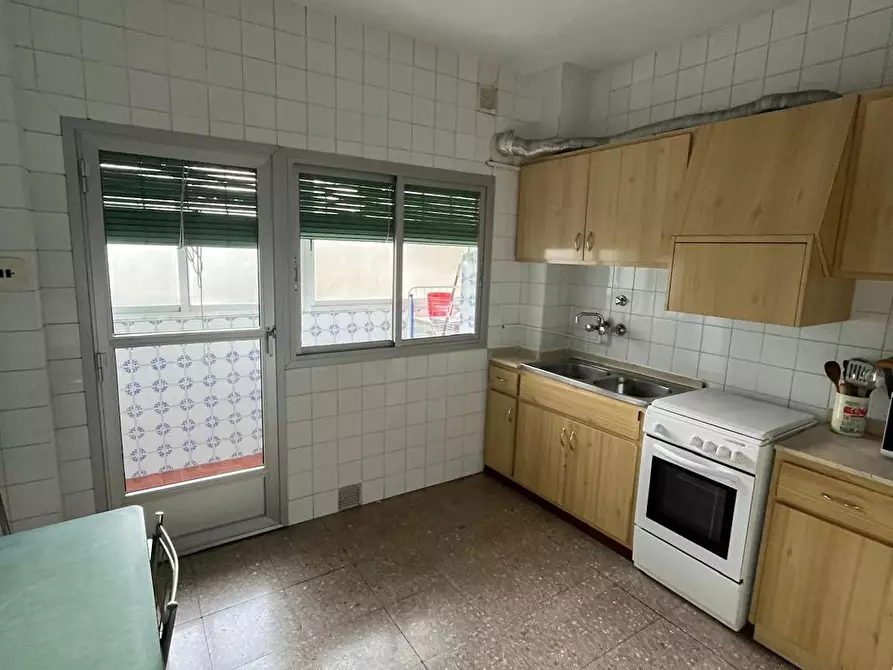 Immagine 6 di Camera in affitto  in Calle Riquelme a Murcia