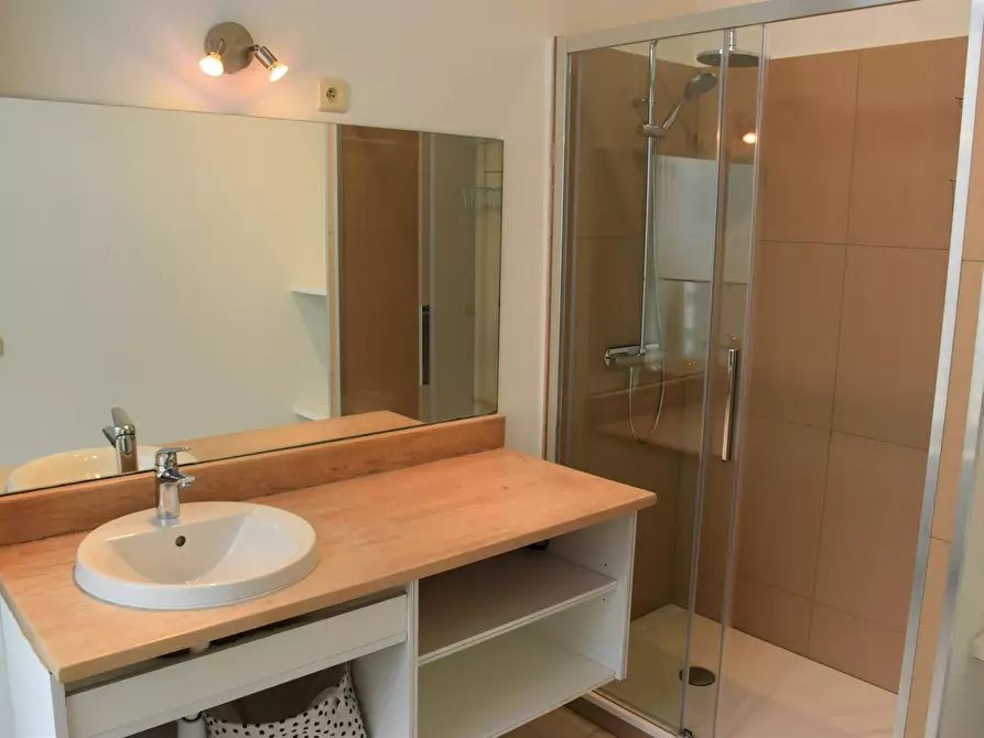 Immagine 5 di Appartamento in affitto  in Rue de Linthout a Schaerbeek
