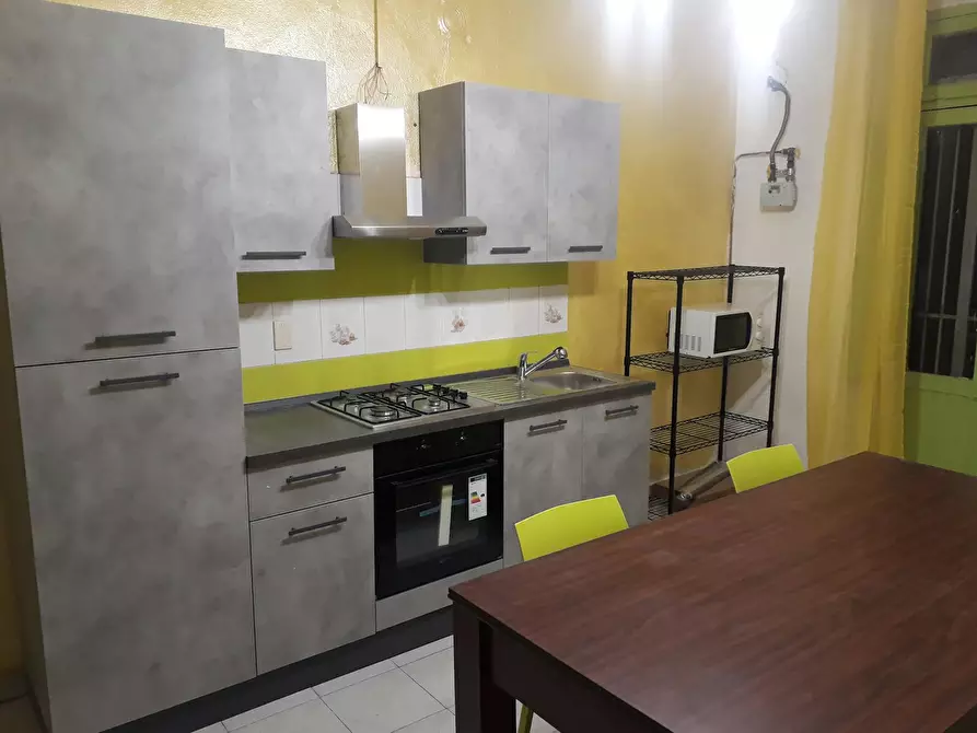 Immagine 4 di Camera condivisa in affitto  in Via Monte Rosa a Torino