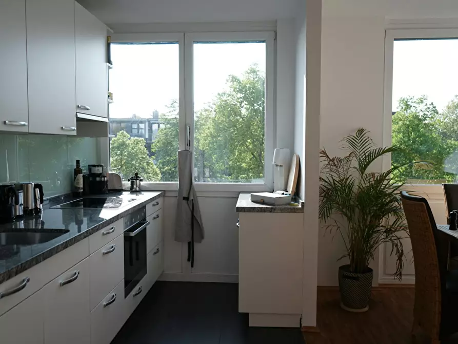 Immagine 3 di Appartamento in affitto  in Stadtwaldgürtel a Köln