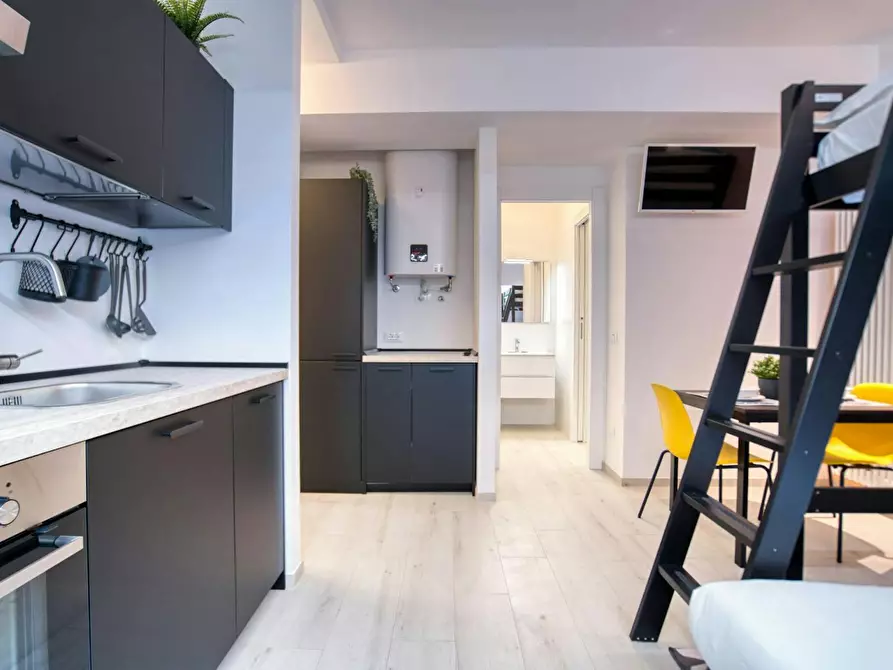 Immagine 9 di Appartamento in affitto  in Viale Giovanni Suzzani a Milano