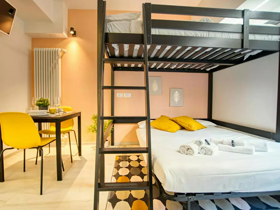 Immagine 5 di Appartamento in affitto  in Viale Giovanni Suzzani a Milano