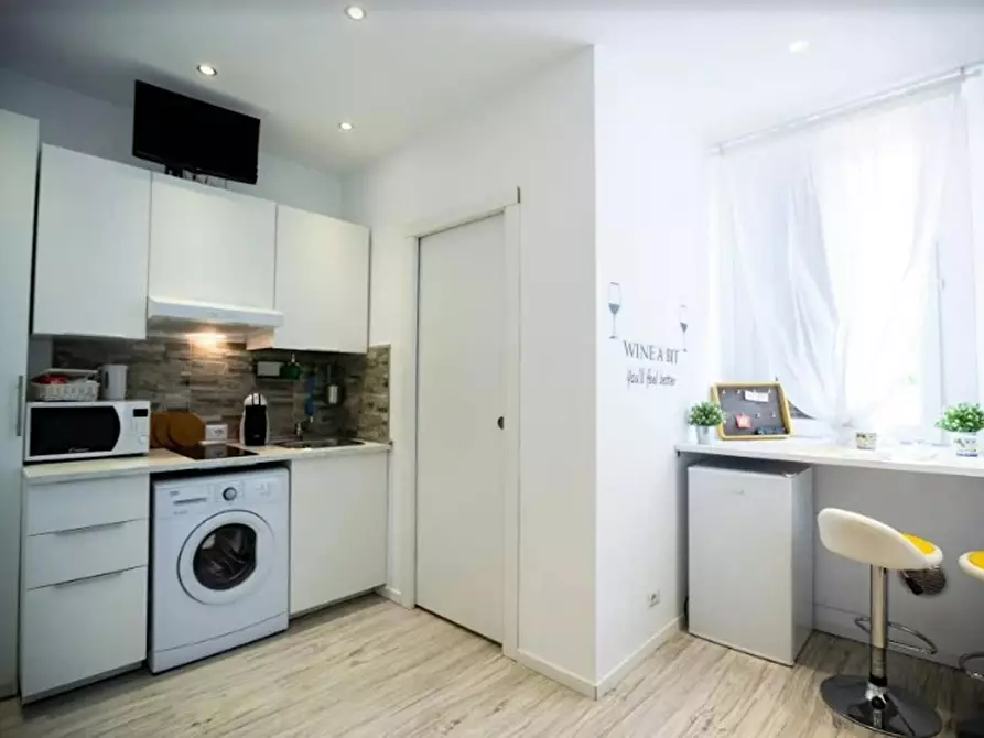 Immagine 5 di Appartamento in affitto  in Via Guido Guinizelli a Milano