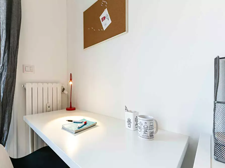 Immagine 6 di Camera in affitto  in Via Eugenio Pellini a Milano