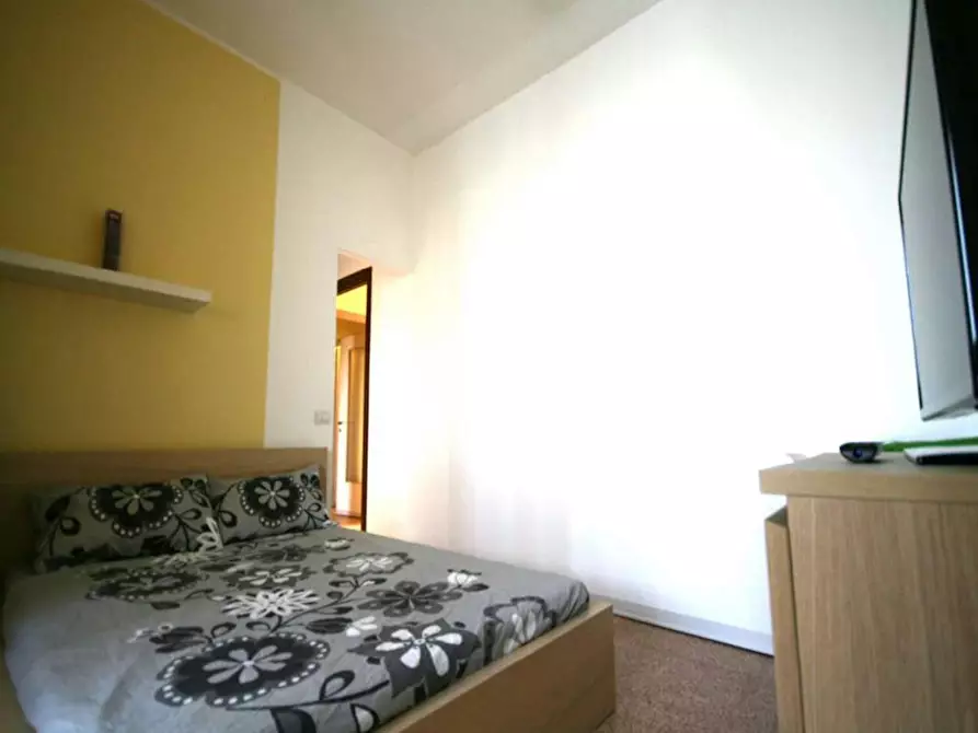 Immagine 2 di Camera in affitto  in Via Carlo Marx a Milano