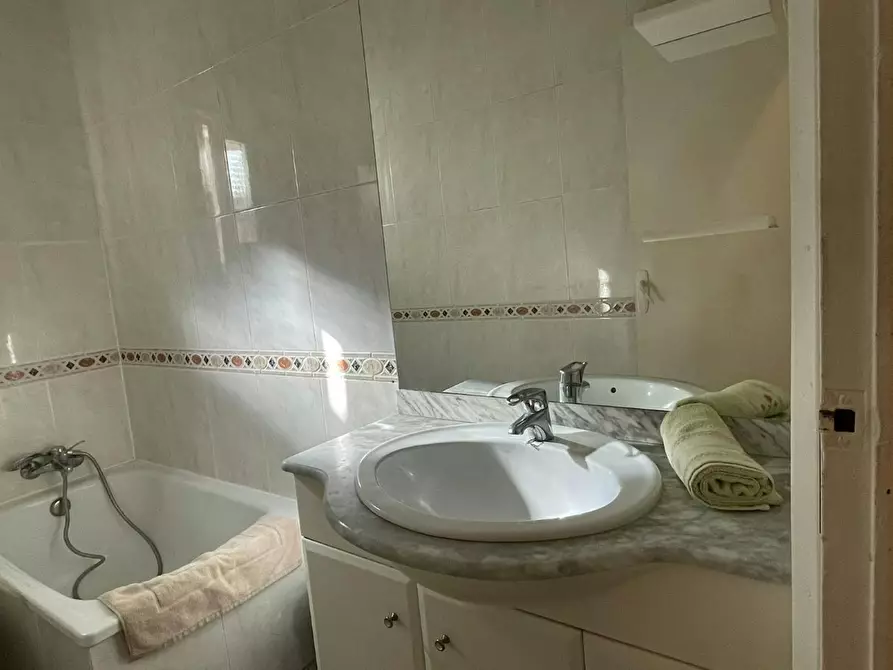 Immagine 6 di Camera in affitto  in Carrer d'Evarist Arnús a Barcelona