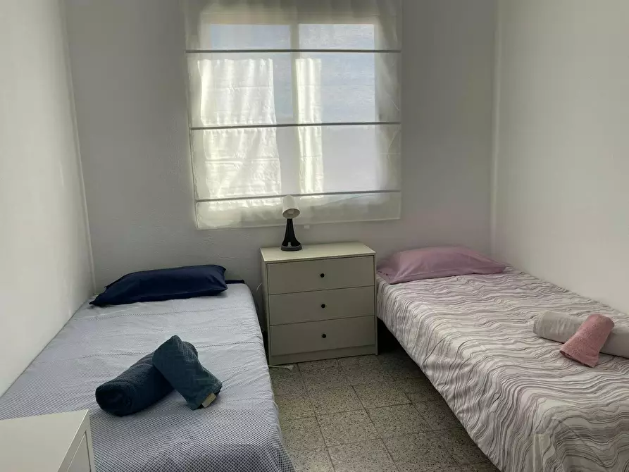 Immagine 1 di Camera in affitto  in Carrer d'Evarist Arnús a Barcelona