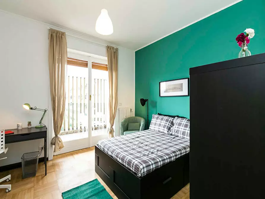 Immagine 10 di Camera in affitto  in Via Eugenio Pellini a Milano