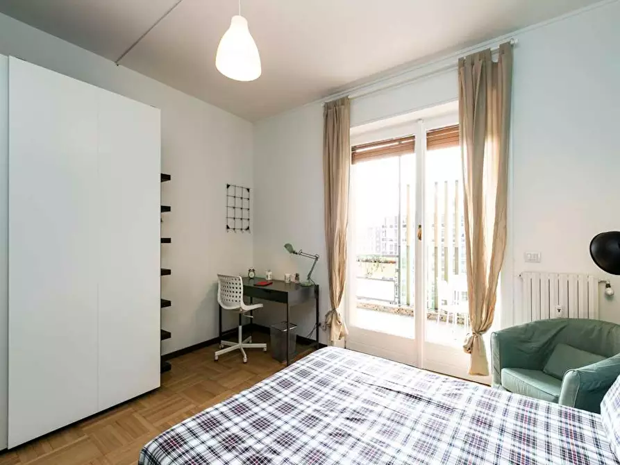 Immagine 5 di Camera in affitto  in Via Eugenio Pellini a Milano