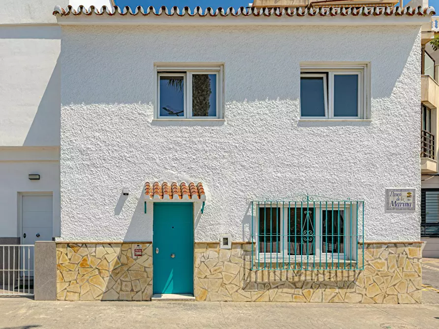 Immagine 1 di Casa indipendente in affitto  in Paseo de la Marina a Rincon De La Victoria