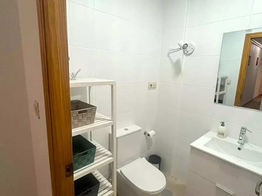 Immagine 10 di Camera in affitto  in Carrer Miguel de Unamuno a Elx/Elche