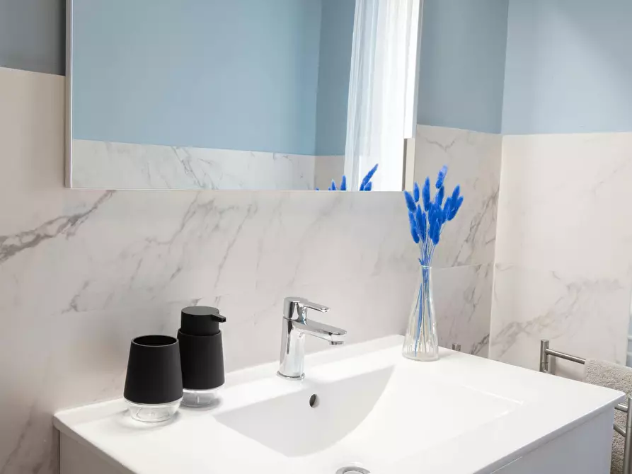 Immagine 9 di Camera in affitto  in Via Antonio Cavagna Sangiuliani a Pavia