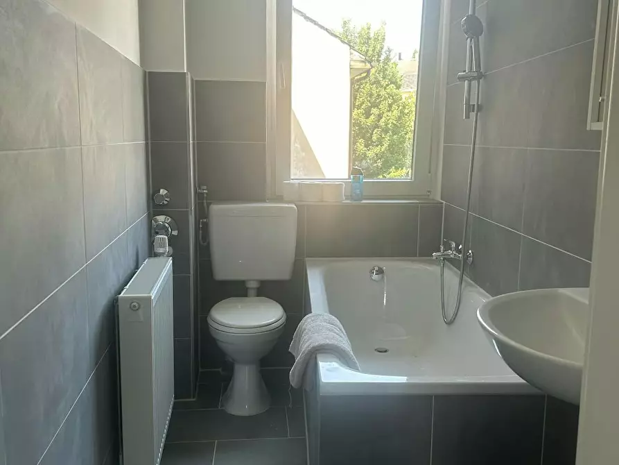 Immagine 3 di Appartamento in affitto  in Leonhardstraße a Wuppertal