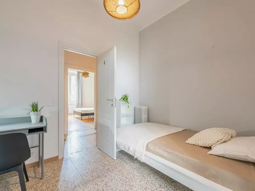 Immagine 1 di Camera in affitto  in Viale Giovanni da Cermenate a Milano