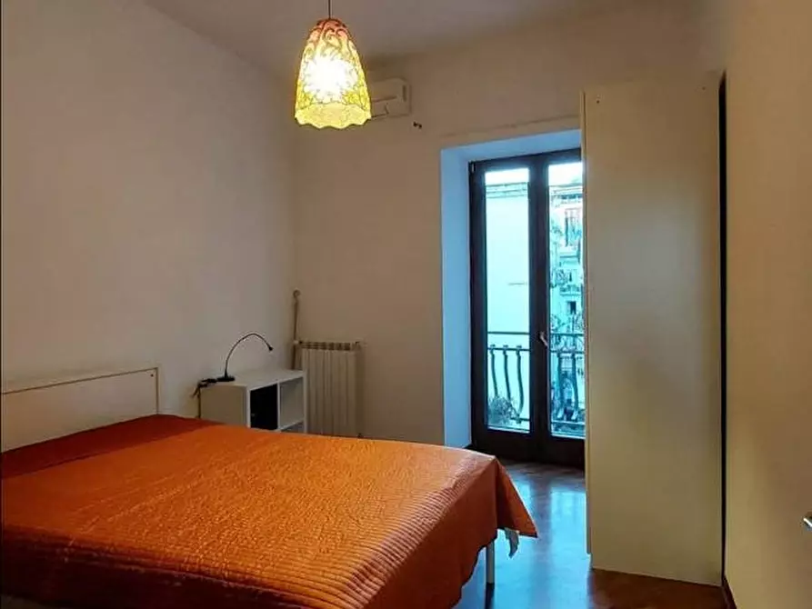 Immagine 1 di Camera in affitto  in Via San Giovanni Maggiore Pignatelli a Napoli