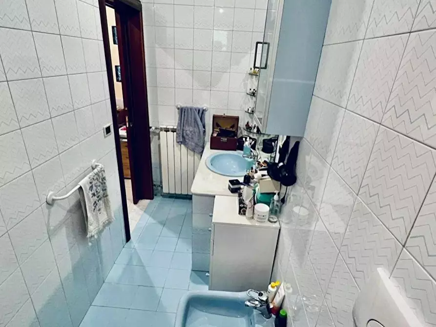 Immagine 2 di Camera in affitto  in Via Consalvo a Napoli