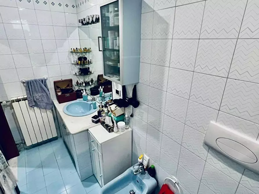 Immagine 4 di Camera in affitto  in Via Consalvo a Napoli