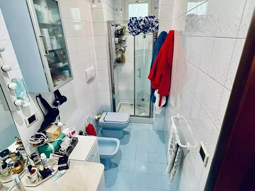 Immagine 8 di Camera in affitto  in Via Consalvo a Napoli