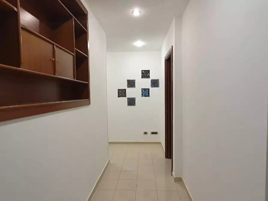 Immagine 6 di Camera in affitto  in Via Consalvo a Napoli