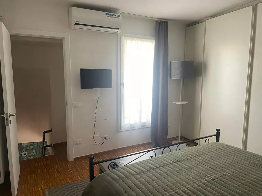 Immagine 8 di Appartamento in affitto  in Via San Petronio Vecchio a Bologna