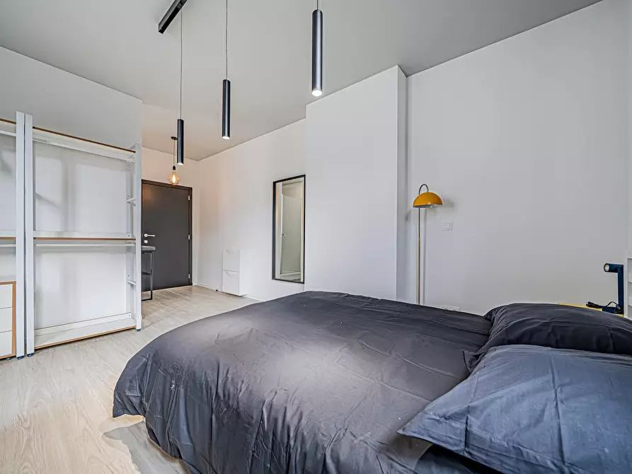 Immagine 1 di Camera in affitto  in Boulevard Solvay a Charleroi