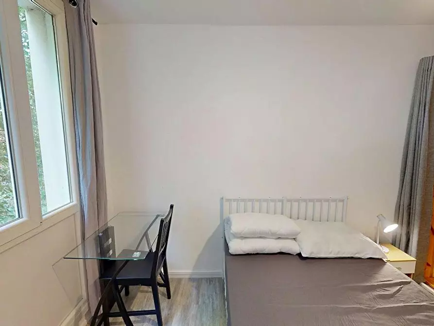 Immagine 3 di Camera in affitto  in Allée Jules Verne a Lille